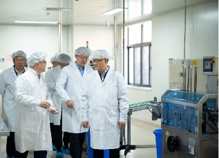國機(jī)集團(tuán)黨委副書記、總經(jīng)理羅乾宜調(diào)研樂珠制藥